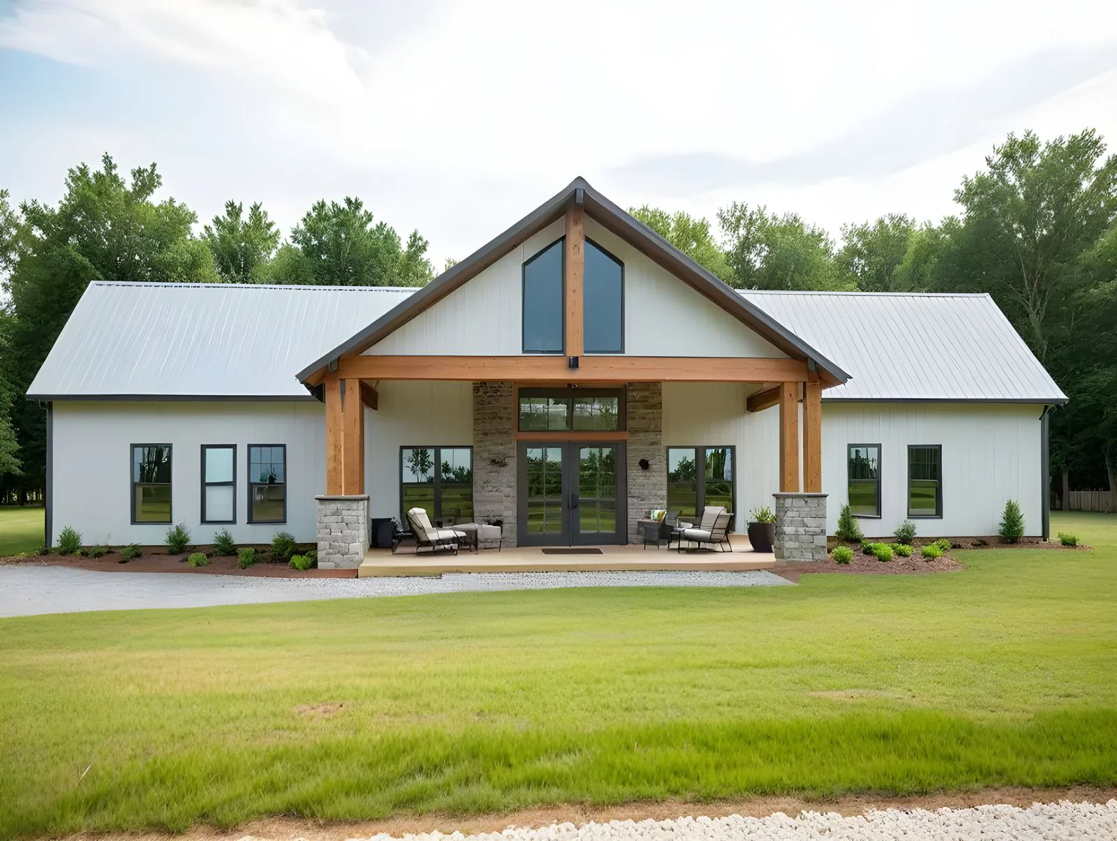 BCO-40023 Barndominium House Plan - Image 3