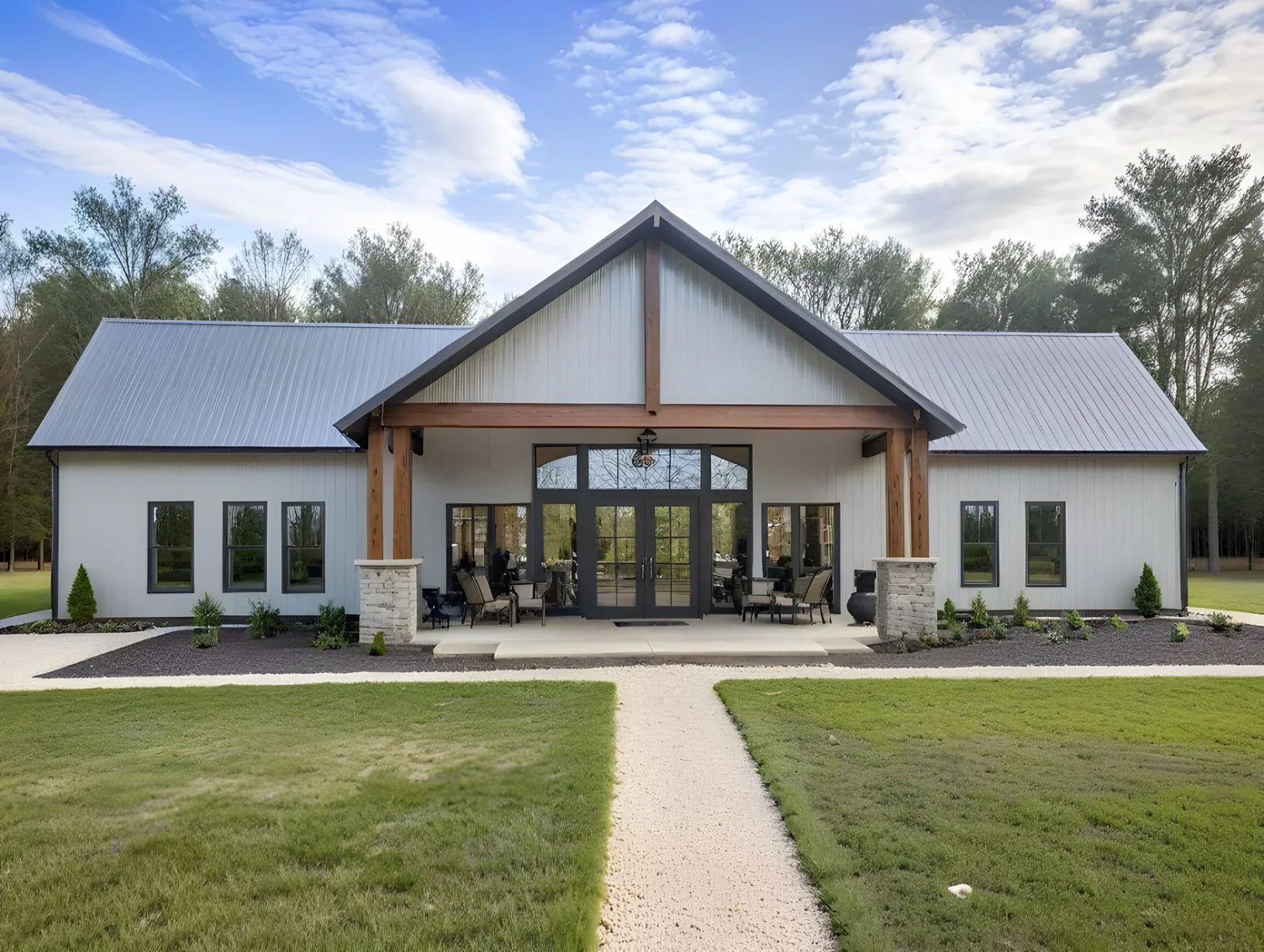BCO-40023 Barndominium House Plan - Image 4