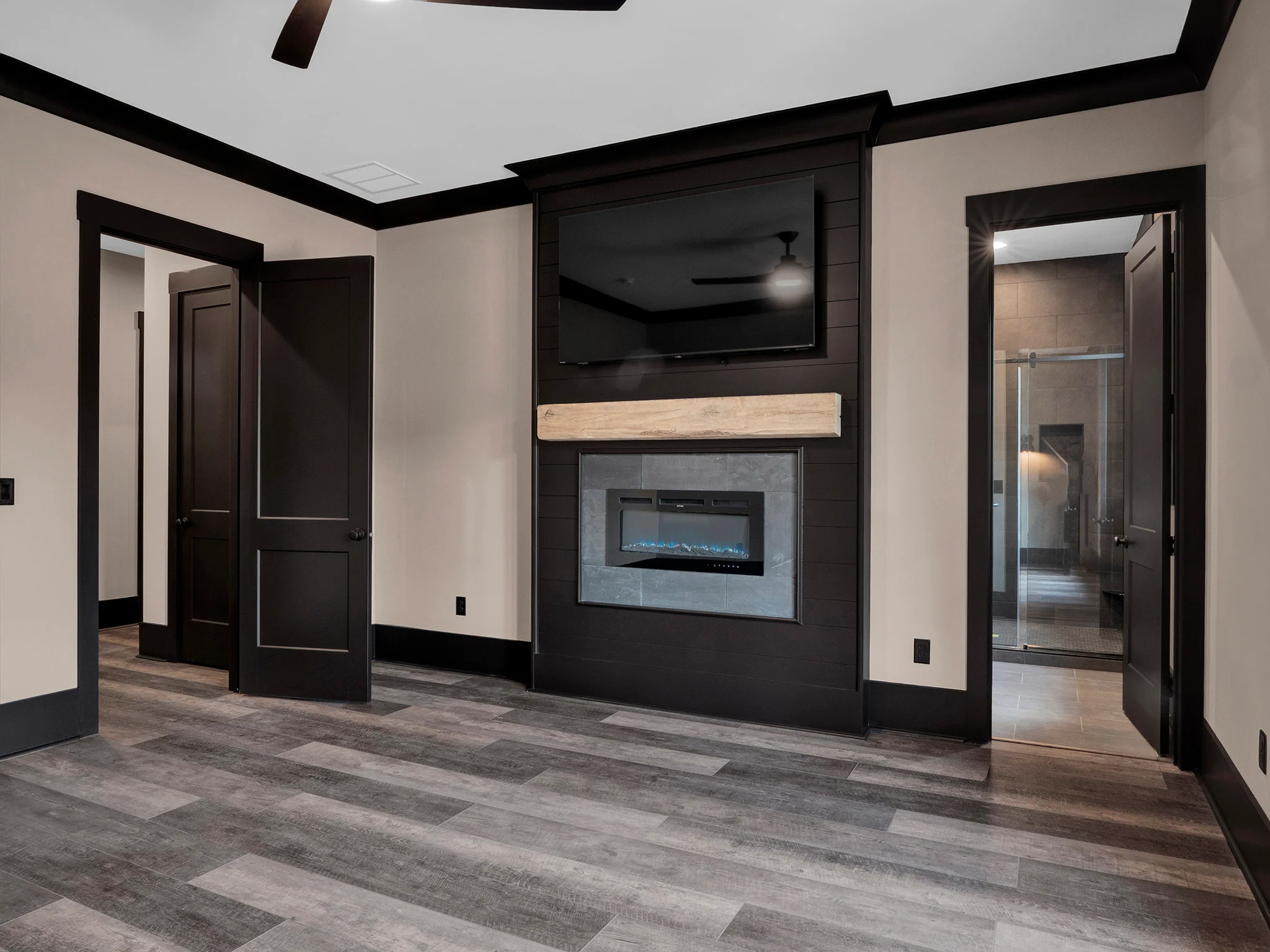 HPZ-22014 Craig Barndominium House Plan - Image 7