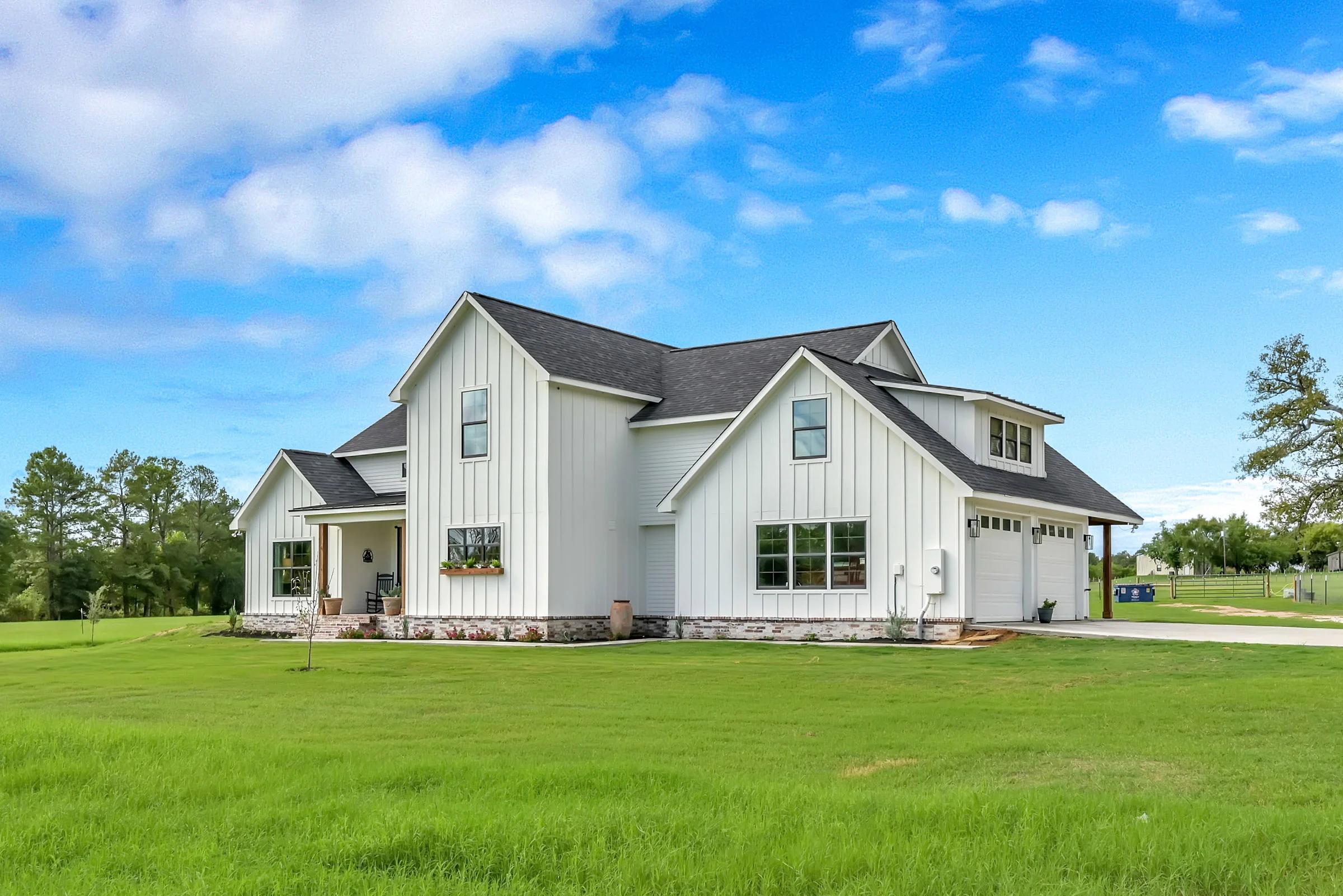 LS-42002 Dobbin Barndominium House Plan - Image 3