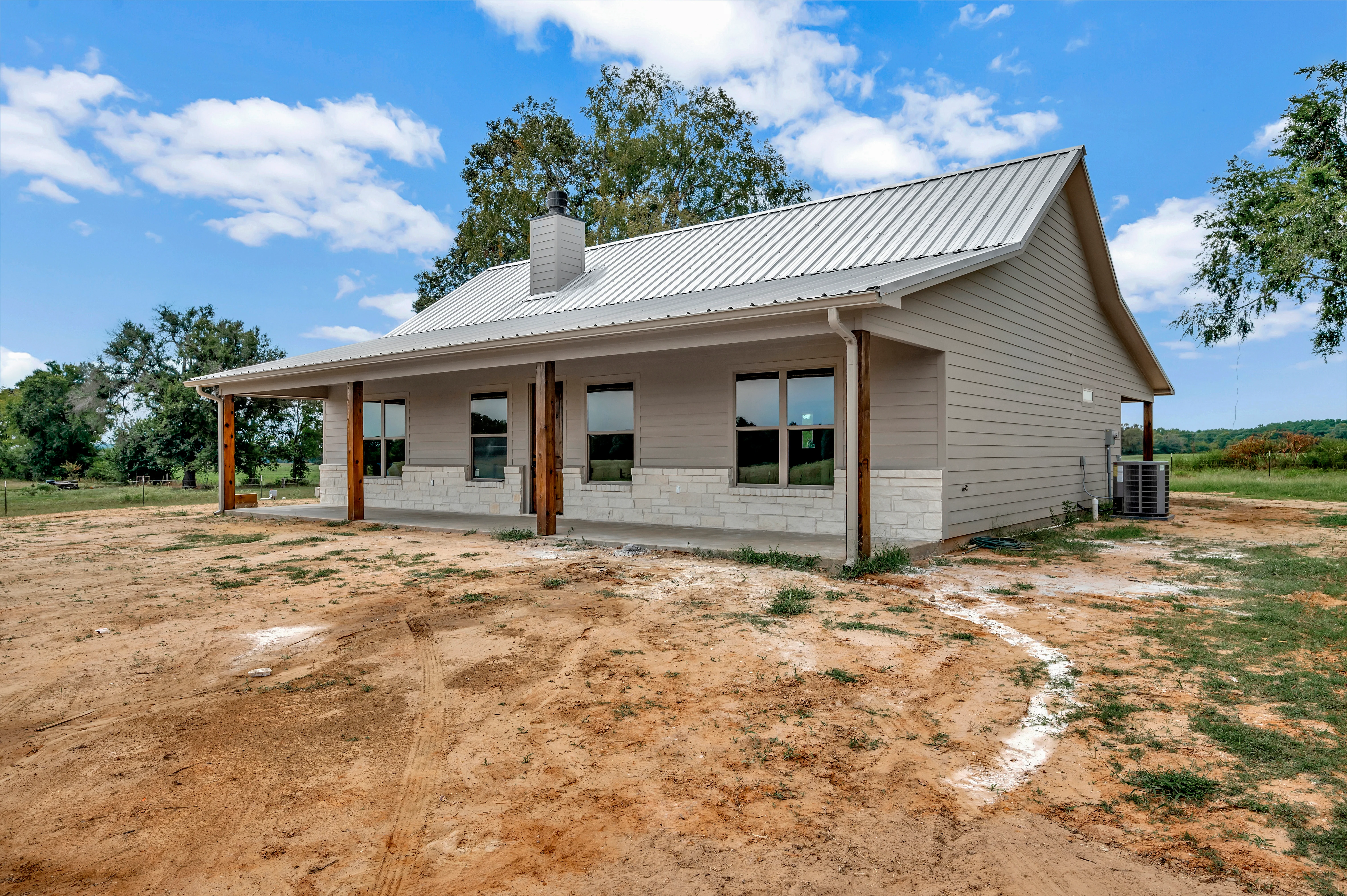 RP-10005 Hopkins Barndominium House Plan - Image 3